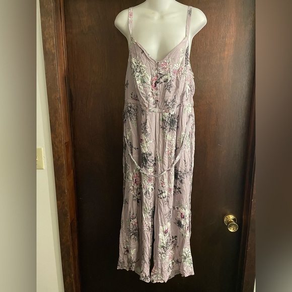 Torrid Brand 1 Floral Challis Self Tie Culotte Jumpsuit Romper Lilac Purple - Picture 4 of 6